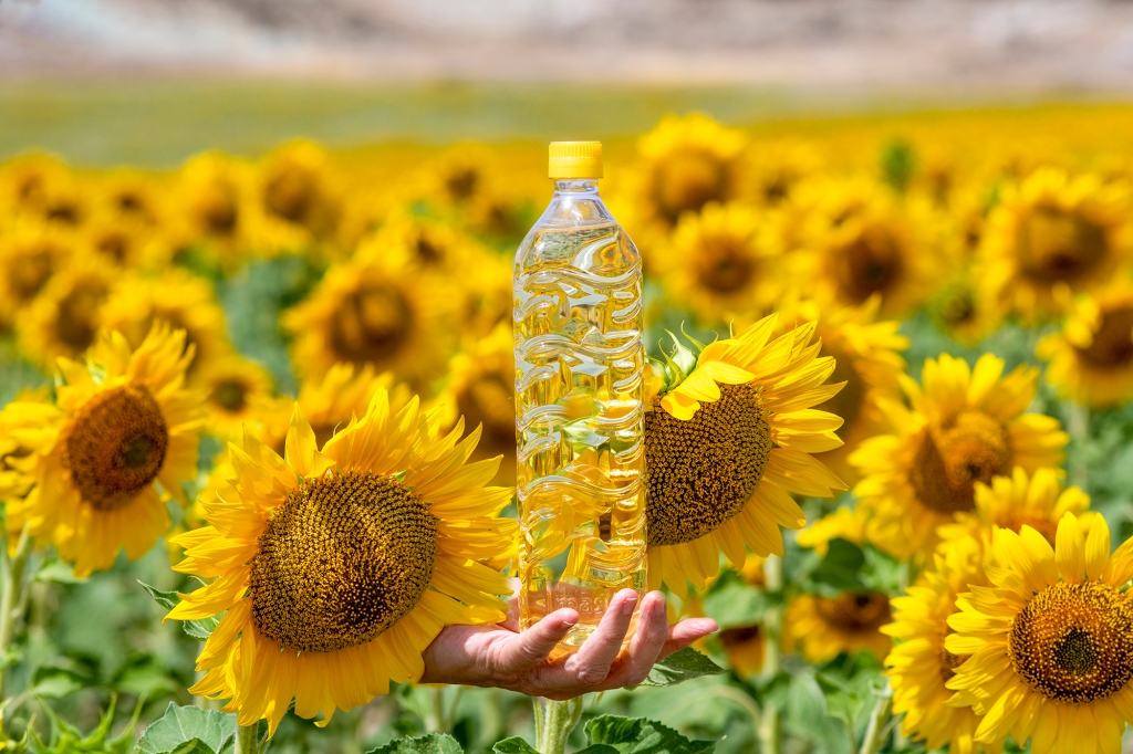 Growing plants to provide cooking oils like sunflower oil heavily degrades the environment and is a major cause of tropical deforestation. 