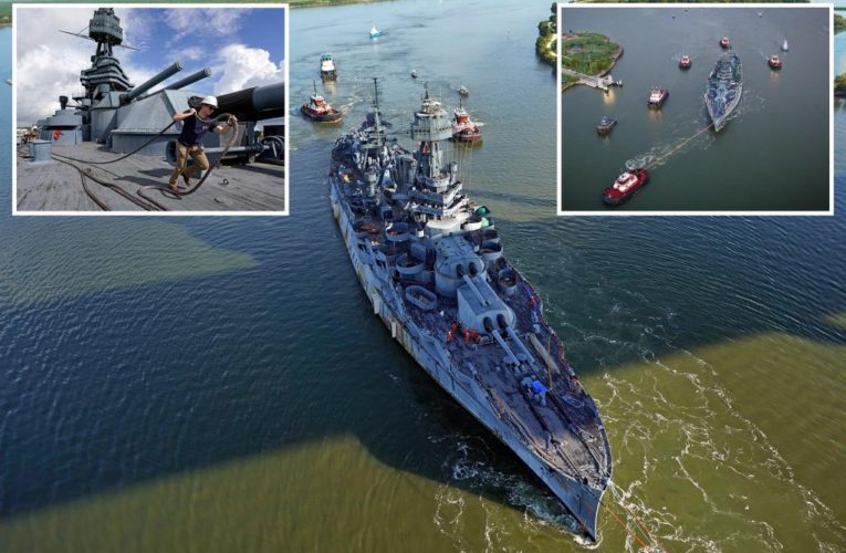 World War relic Battleship Texas sets sail for first time in decades