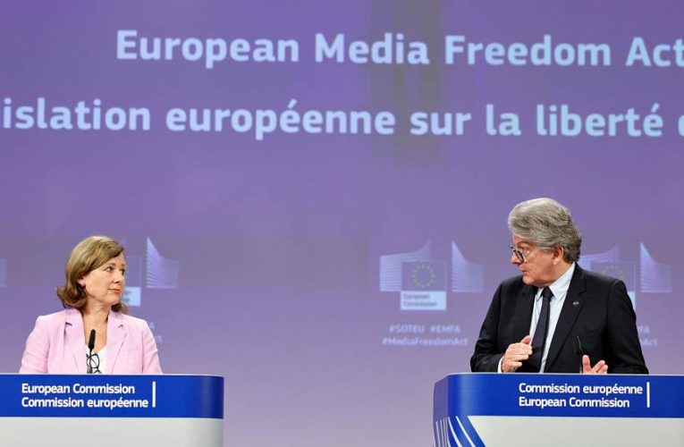 Brussels proposes new law to protect journalists from spyware and political interference