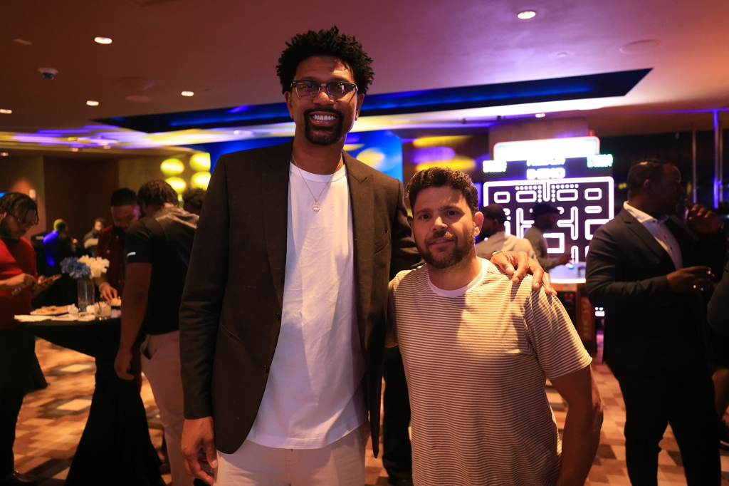 Jalen Rose (L) and Jerry Ferrera pose at 12th Annual Jalen Rose Leadership Academy Golf Classic, A PGD Global Production, Kick-Off And Pairings Party Presented By BetMGM at Topgolf MGM Grand Detroit on August 21, 2022 