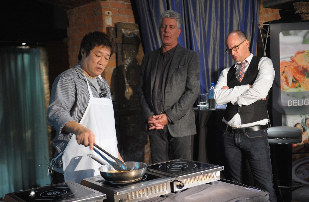 Chef K.F. Seetoh (L) discussed the idea of an international street food market nearly a decade ago with Bourdain. Here, he cooks at the Inaugural World Street Food Congress in 2013 in New York.