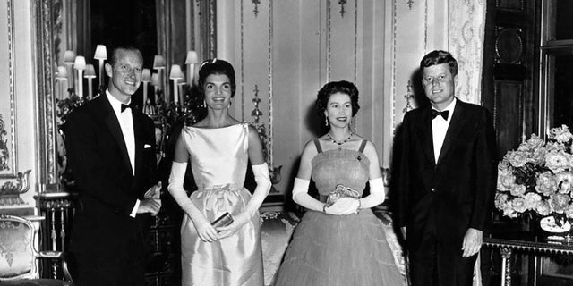 Queen Elizabeth meets with President John Kennedy at Buckingham Palace (John F. Kennedy Presidential Library and Museum/National Archives and Records Administration)