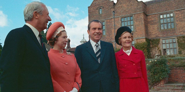 Queen Elizabeth and UK Prime Minister Edward Heath with President Richard Nixon and First Lady Pat Nixon in October 1970 (Richard M. Nixon Presidential Library and Museum/National Archives and Records Administration)