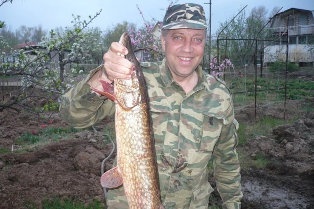 Aleksandr Ermolaev, a 63-year-old lieutenant colonel in the reserves who suffers from diabetes and cerebral ischemia says he was drafted and cleared for combat. 