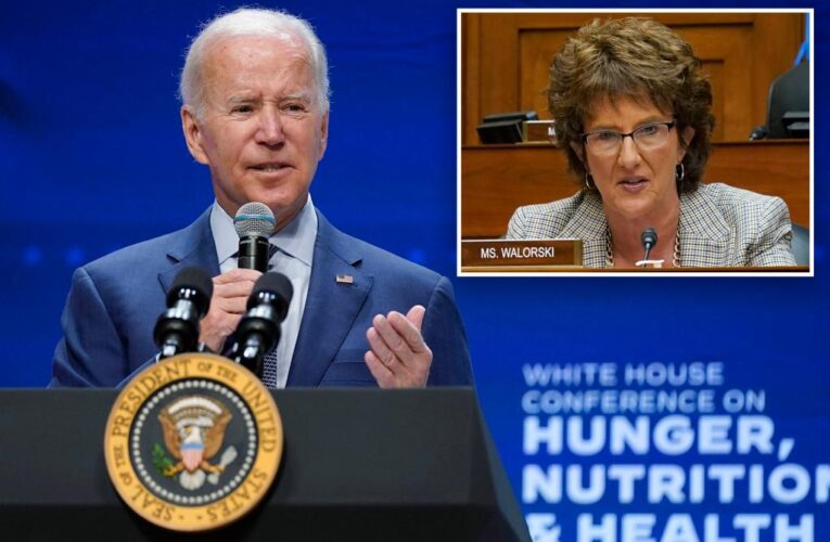 Biden asks dead Rep. Jackie Walorski to identify herself in crowd