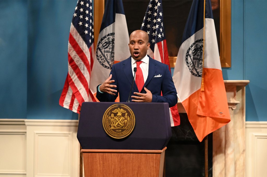 Chris Redd as mayor Eric Adams during the Eric Adams Press Conference sketch on Saturday, January 15, 2022.