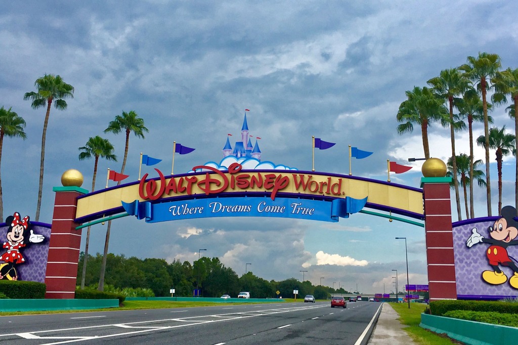 Disney World's entrance sign.