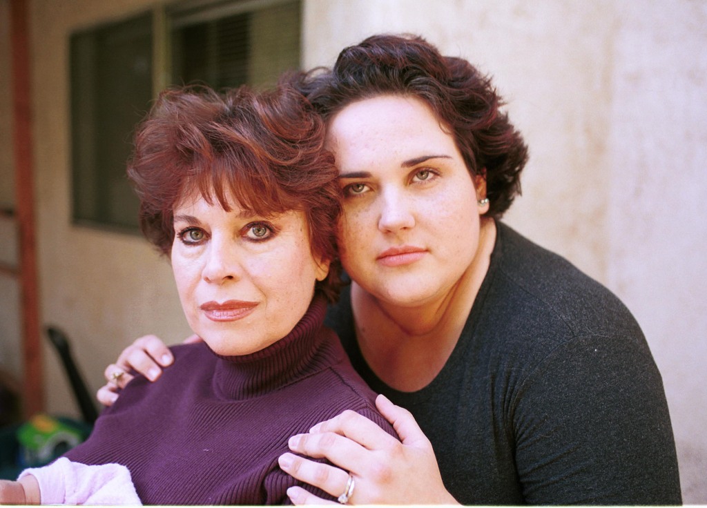 Lana Wood, left, poses with her daughter Evan Taylor Maldonado September 28, 2000 in Thousand Oaks, CA. Lana is the sister of late actress, Natalie Wood. Evan lives her mother and is currently undergoing chemotherapy. Maldonado says that actor Robert Wagner, the husband of her late aunt, Natalie Wood, has turned his back on her by ignoring her request for financial help for her medical treatments which has put a strain on her families resources. (Photo by Paul Harris/Newsmakers)