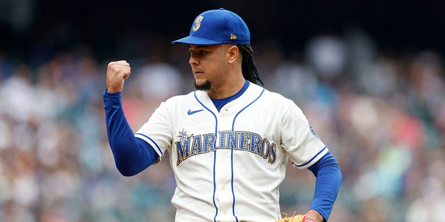 Luis Castillo #21 of the Seattle Mariners reacts during the third inning against the San Diego Padres at T-Mobile Park on Sept. 14, 2022 in Seattle, Washington.