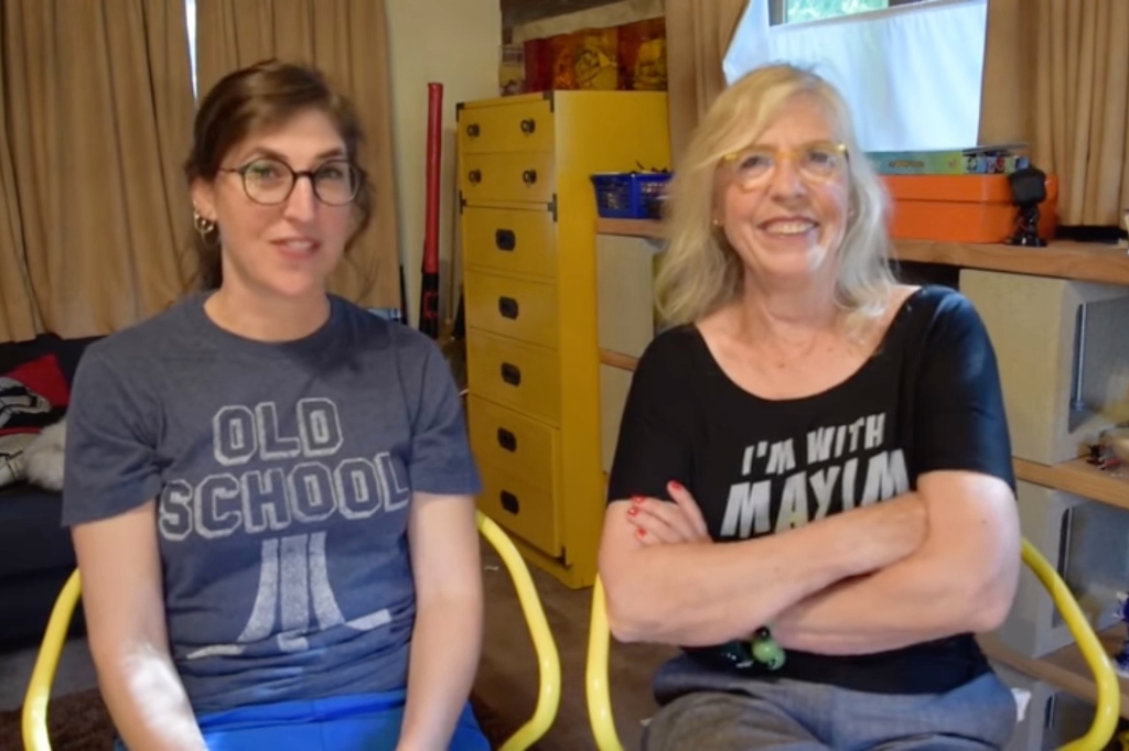 According the former "Big Bang Theory" star, her mother (right) has become extremely invested in the longest-running game show in the US after her daughter said she was hosting - despite not really knowing much about it.  