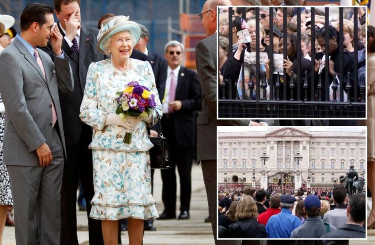 Queen Elizabeth II paid tribute to 9/11 victims days after attacks
