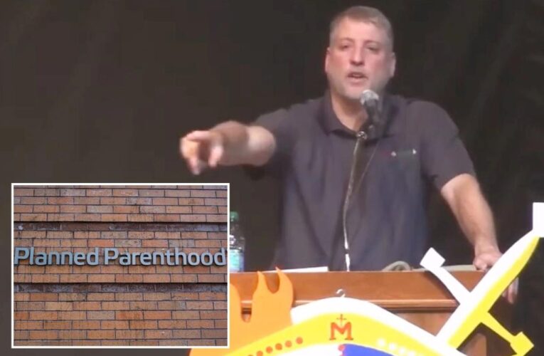 Pennsylvania pro-life activist arrested by FBI, charged with assaulting clinic escort