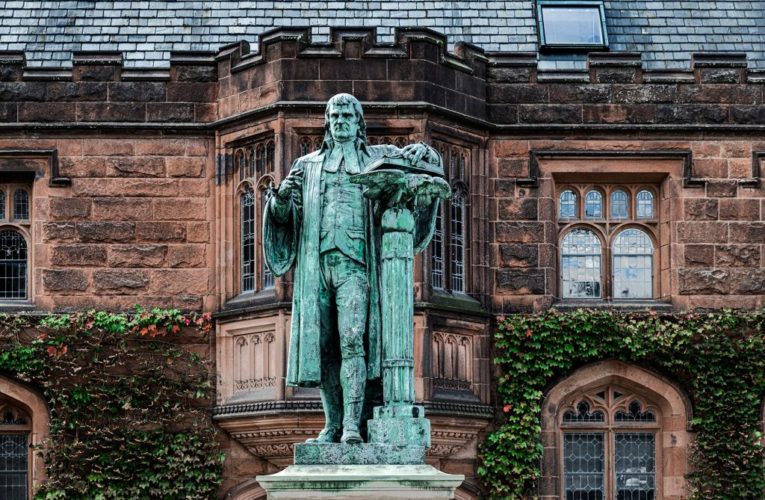 Princeton University to cover college costs for students whose families earn less than 100K