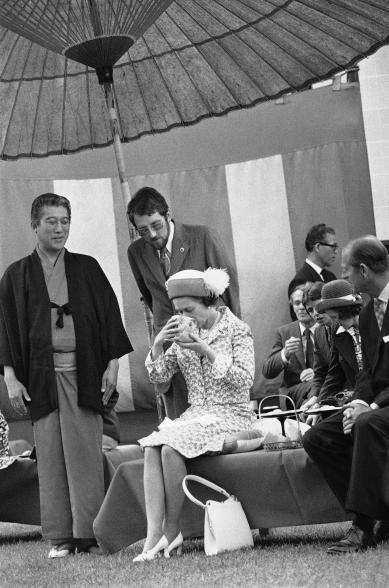 On a 1975 trip to Kyoto, Japan, Queen Elizabeth sipped green tea during a ceremony in the Garden of the Katsura Imperial Villa.
