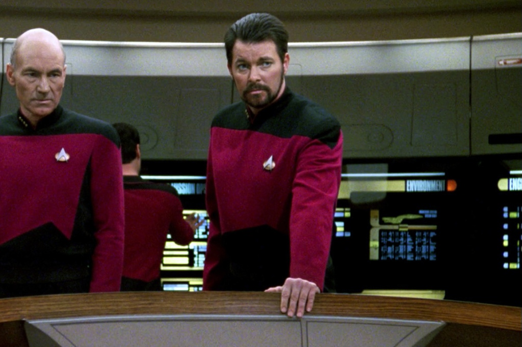 Jonathan Frakes as Commander William T. Riker.