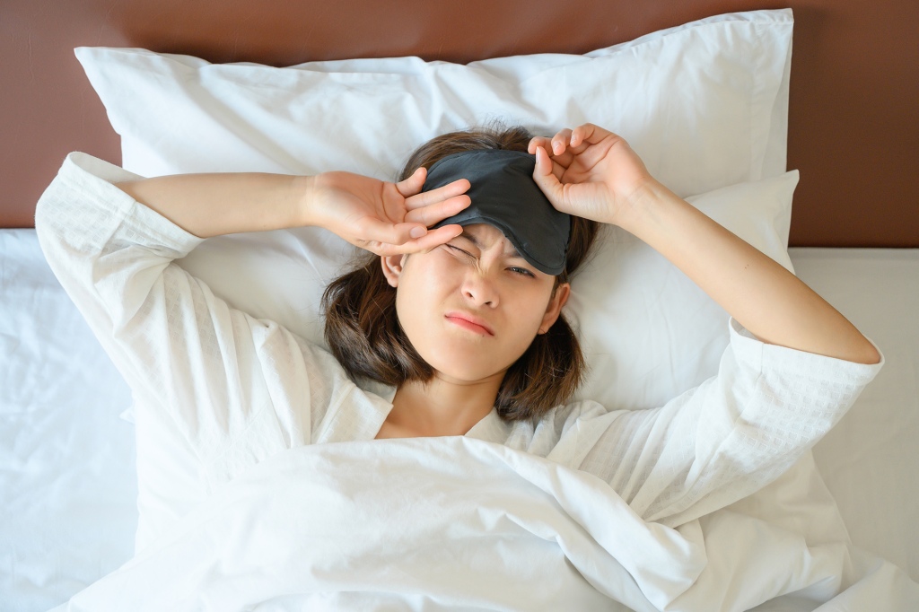 The UCI researchers found significant evidence of the connection between sleep disruption and these disorders by carefully examining peer-reviewed literature on the most prevalent mental health disorders