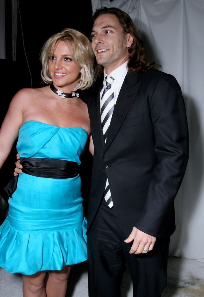 The pair ultimately finalized their divorce in 2007.