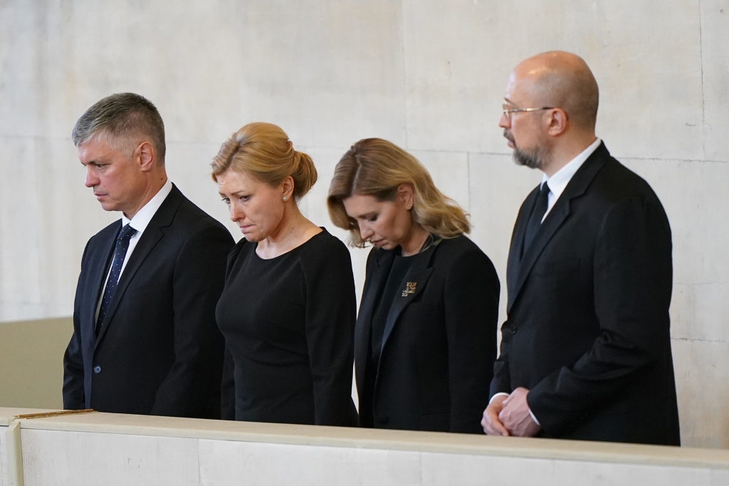 Zelenska and Ukrainian Ambassador to the UK Vadym Prystaiko paying their respects to Queen Elizabeth II ahead of the funeral.