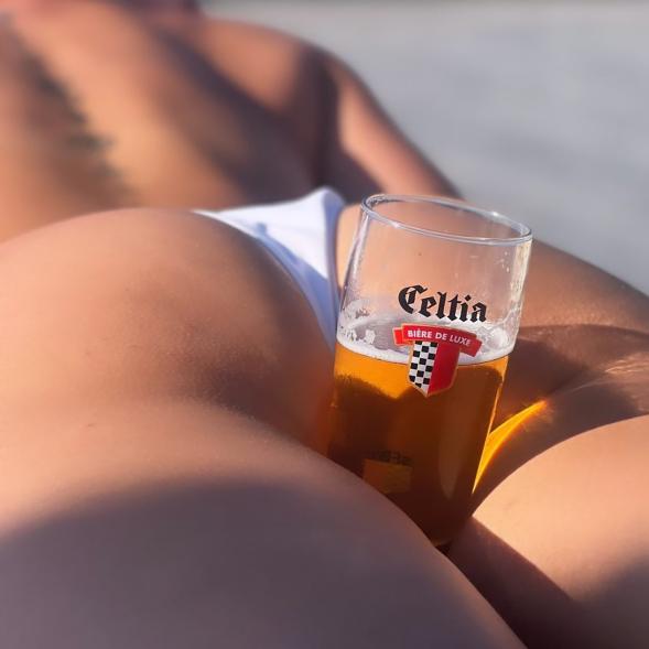 On her Onlyfans page, she promises subscribers a variety of beer-inspired snaps.
