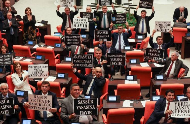 Opposition, NGOs slam Turkey’s draft law on criminalising ‘disinformation’