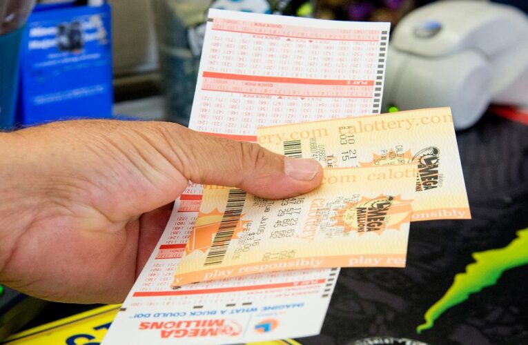 Mega Millions $494M jackpot won, tickets sold in California and Florida