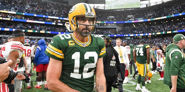 Aaron Rodgers of the Green Bay Packers looks dejected after a game against the New York Giants at Tottenham Hotspur Stadium Oct. 9, 2022, in London.