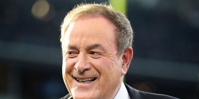 NBC Sportscaster Al Michaels on the field before a game between the Philadelphia Eagles and Dallas Cowboys Oct. 20, 2019, in Arlington, Texas.