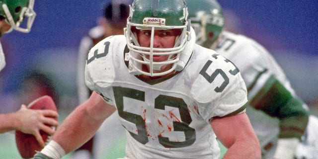 Offensive lineman Jim Sweeney of the New York Jets in action against the Cleveland Browns at Giants Stadium on Dec. 22, 1985, in East Rutherford, New Jersey.