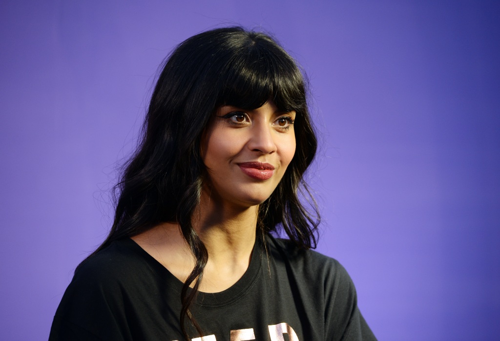 Jameela Jamil cited that Karl Lagerfeld repeatedly offended women with no remorse, in which he offered no atonement nor apology.