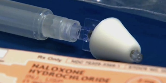 The National Institute on Drug Abuse says the distribution of naloxone could save lives.