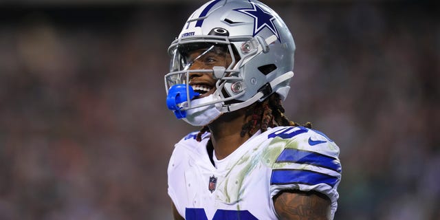 CeeDee Lamb #88 of the Dallas Cowboys reacts against the Philadelphia Eagles at Lincoln Financial Field on October 16, 2022 in Philadelphia, Pennsylvania.