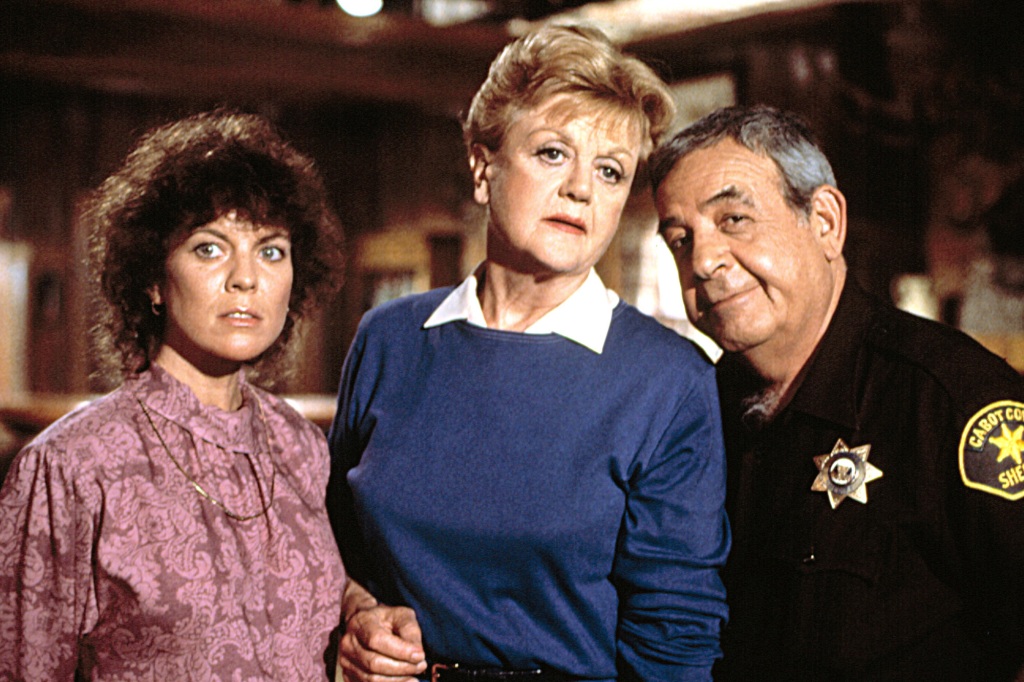 Angela Lansbury as Jessica Fletcher in "Murder, She Wrote," flanked by guest star Erin Moran and by series regular Tom Bosley, who played Sheriff Amos Tupper.