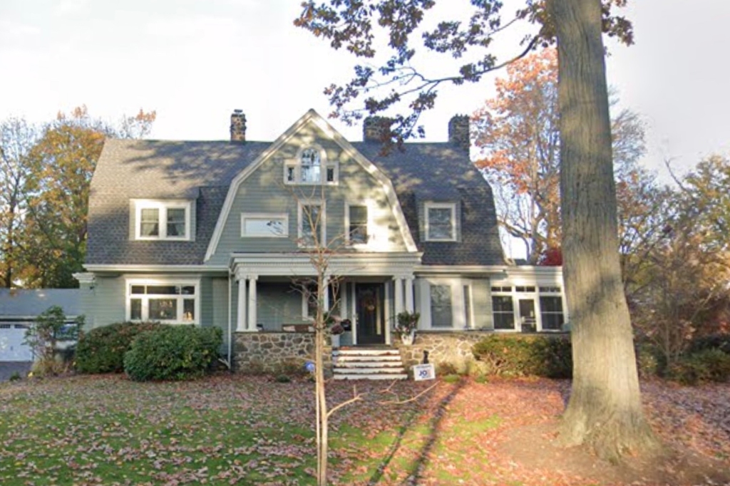 "The Watcher" house in New Jersey 