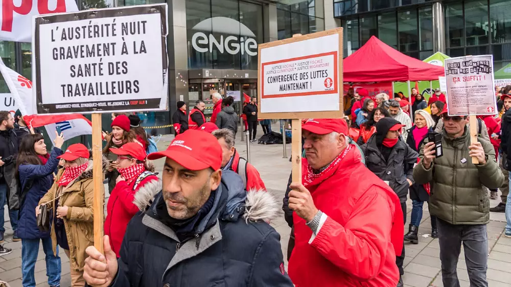 Watch: Belgian workers strike over energy bills ‘shock’