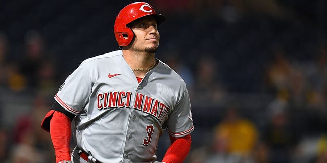 Asdrubal Cabrera of the Cincinnati Reds in action during the Pirates game on Sept. 14, 2021 in Pittsburgh.