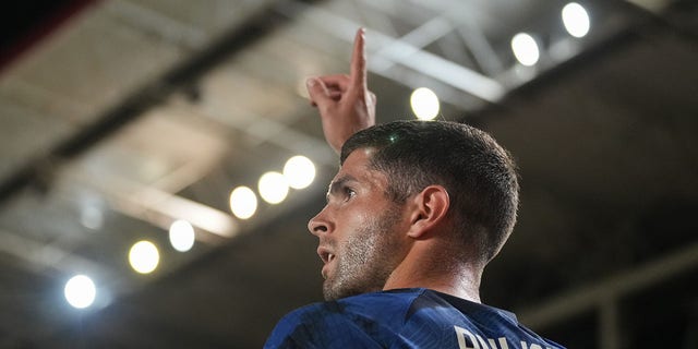 Christian Pulisic of the United States prepares for a corner kick during a game against Saudi Arabia at Estadio Nueva Condomina on Sept. 27, 2022, in Murcia, Spain.