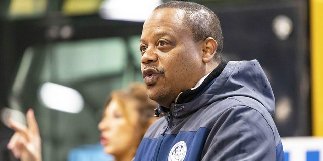 Ald. Roderick Sawyer, one of three aldermen seeking to unseat Mayor Lori Lightfoot, on March 30, 2022. (Brian Cassella/Chicago Tribune/Tribune News Service via Getty Images)