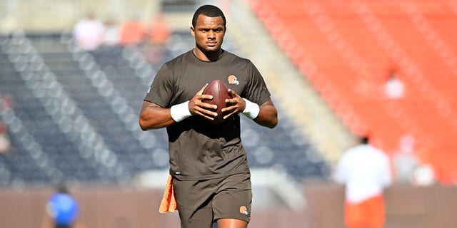 Cleveland Browns quarterback Deshaun Watson warms up prior to a preseason game against the Chicago Bears at FirstEnergy Stadium in Cleveland, Ohio, on Aug. 27, 2022.