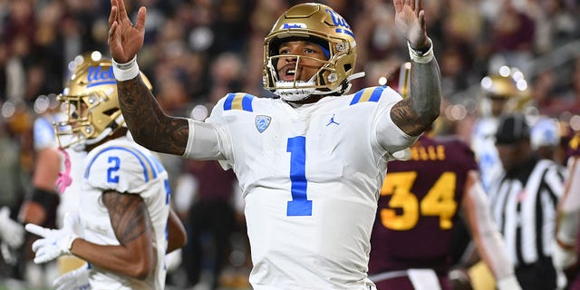 Dorian Thompson-Robinson, #1 of the UCLA Bruins, celebrates a touchdown against the Arizona State Sun Devils at Sun Devil Stadium on November 5, 2022, in Tempe, Arizona. 