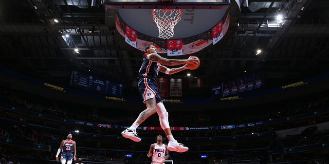 Kyle Kuzma, #33 of the Washington Wizards, drives to the basket during the game against the Philadelphia 76ers on Oct. 31, 2022 at Capital One Arena in Washington, D.C.