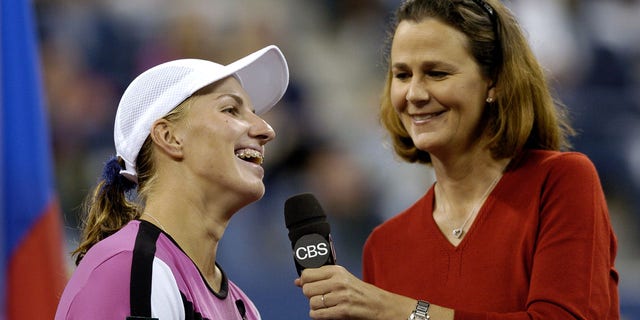 Svetlana Kuznetsova speaks to Pam Shriver after winning the U.S. Open.