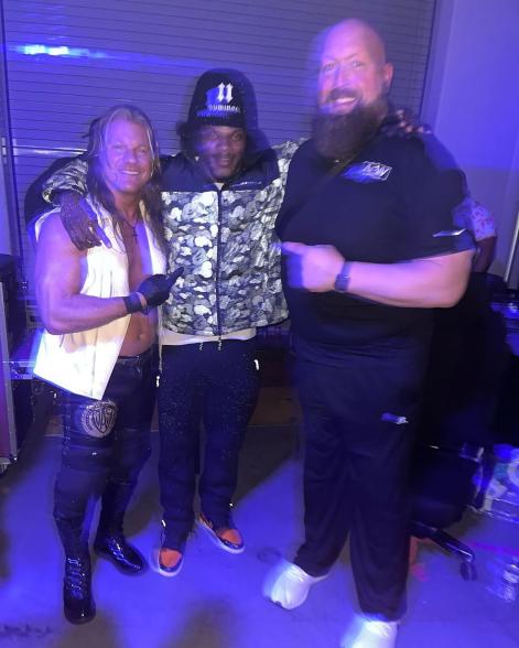 AEW star Chris Jericho poses with Lamar Jackson backstage at the Baltimore Show.