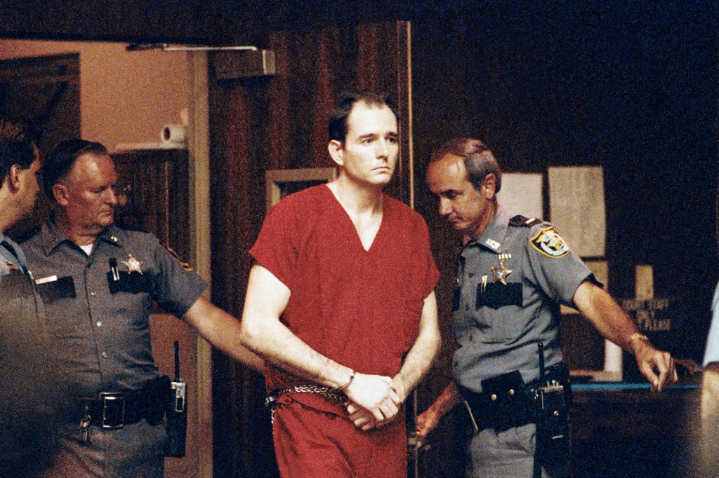 "Gainesville Ripper" Danny Rolling in court after being apprehended for the 1990 murder spree.