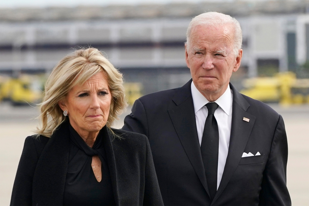 Biden's small circle of advisers planning the 2024 campaign includes First Lady Jill Biden and Chief of Staff Ron Klain.