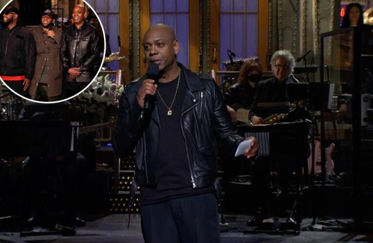 Dave Chappelle speaks about controversy in ‘SNL’ monologue