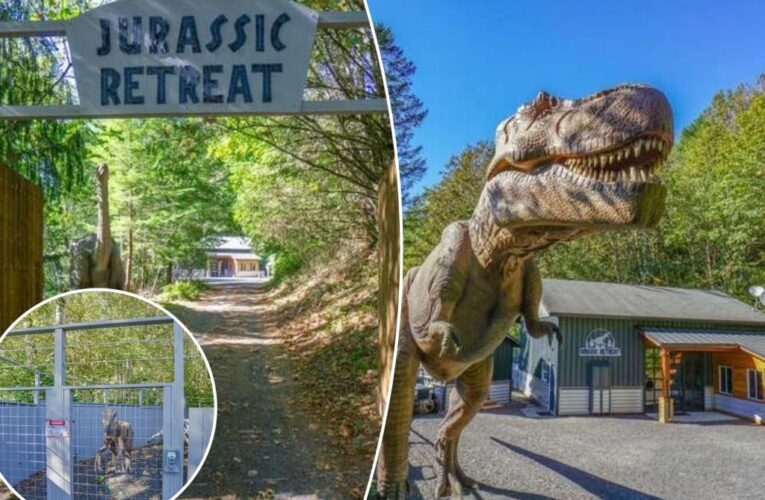 You can walk among dinosaurs in this real-life ‘Jurassic Retreat’ for $1.3M