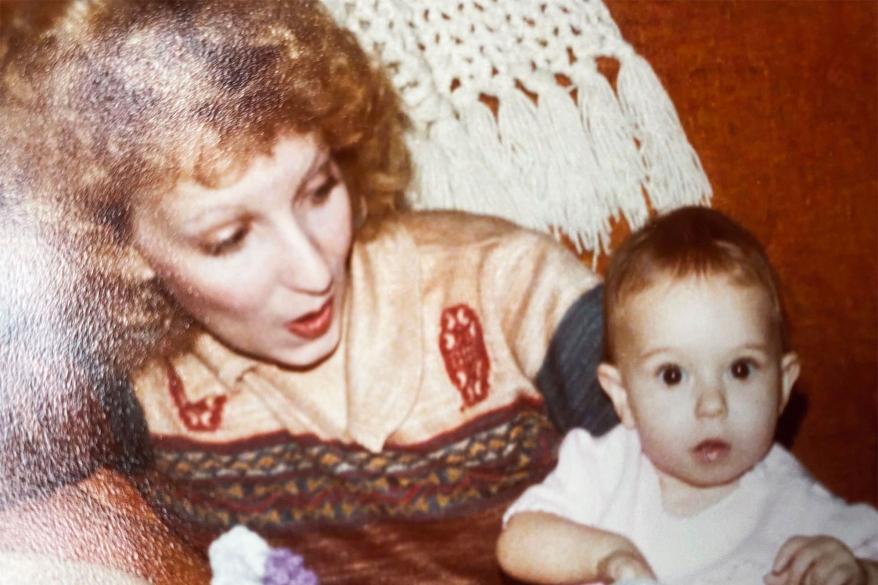 Sandra with her daughter.