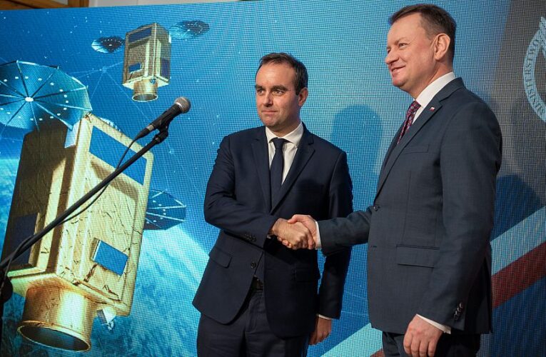 Poland signs deal with France to receive two observation satellites