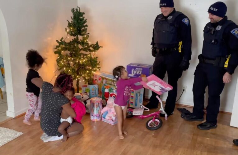 How the police saved Christmas for one Indiana family