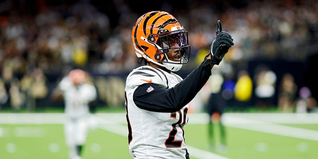 Eli Apple, #20 of the Cincinnati Bengals, reacts after breaking up a pass during the fourth quarter against the New Orleans Saints at Caesars Superdome on October 16, 2022, in New Orleans, Louisiana. 